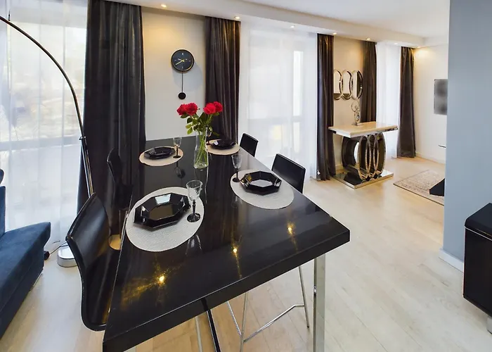 Nowoczesne Z Parkingiem 500 M Od Starego Miasta W Gdansku By Renters 아파트 *