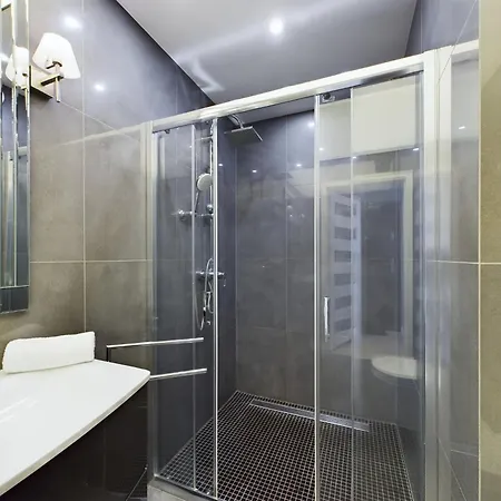 Nowoczesne Z Parkingiem 500 M Od Starego Miasta W Gdansku By Renters *