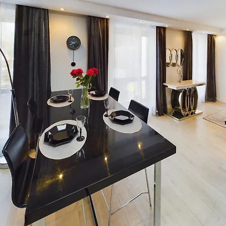 Nowoczesne Z Parkingiem 500 M Od Starego Miasta W Gdansku By Renters Appartement *