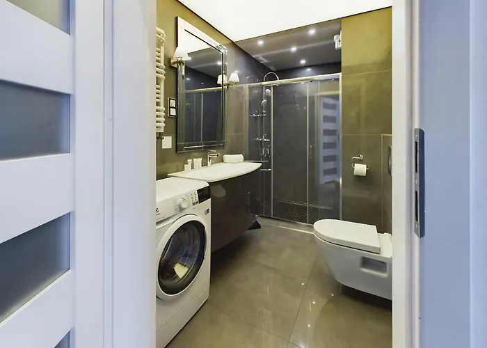 Nowoczesne Z Parkingiem 500 M Od Starego Miasta W Gdansku By Renters شقة